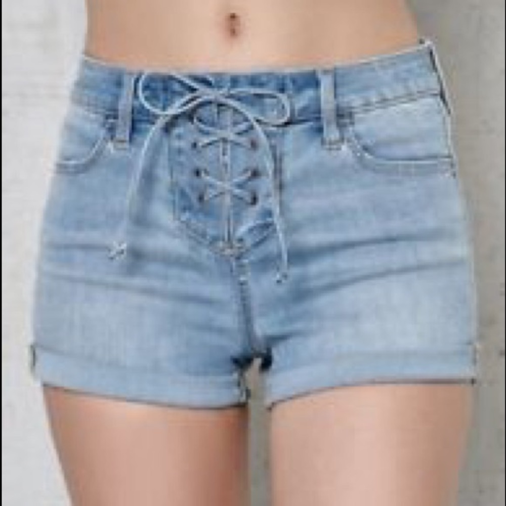 PacSun super stretch shortie